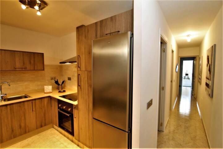 Apartamento Yale 蒂亚斯 外观 照片